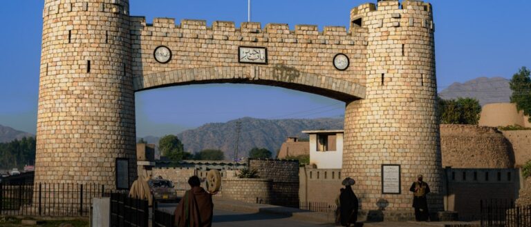 Pakistan and Afghanistan - Khyber pass